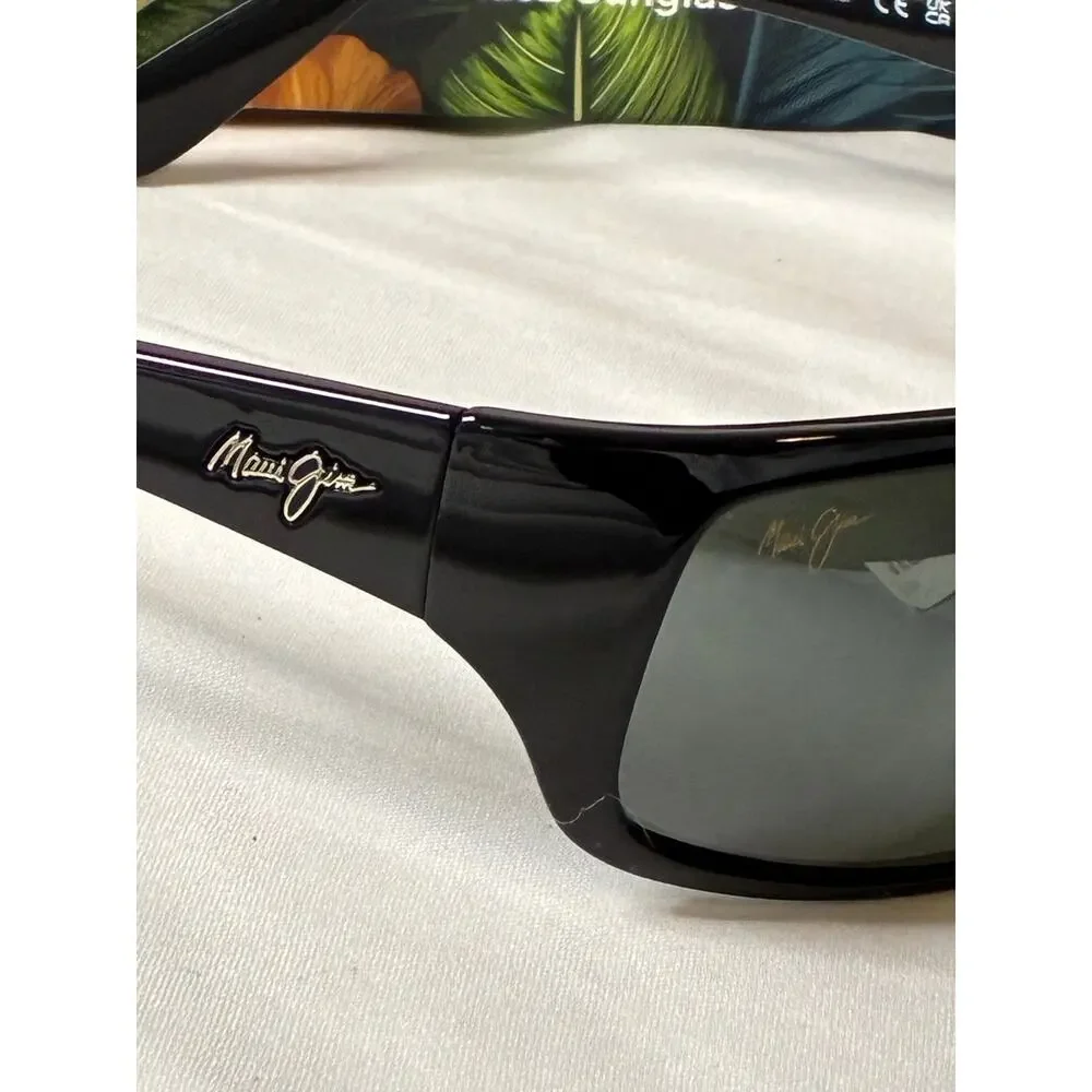 Maui Jim Peahi polarized  Wrap Sunglasses Gloss Black  MJ0202S-001